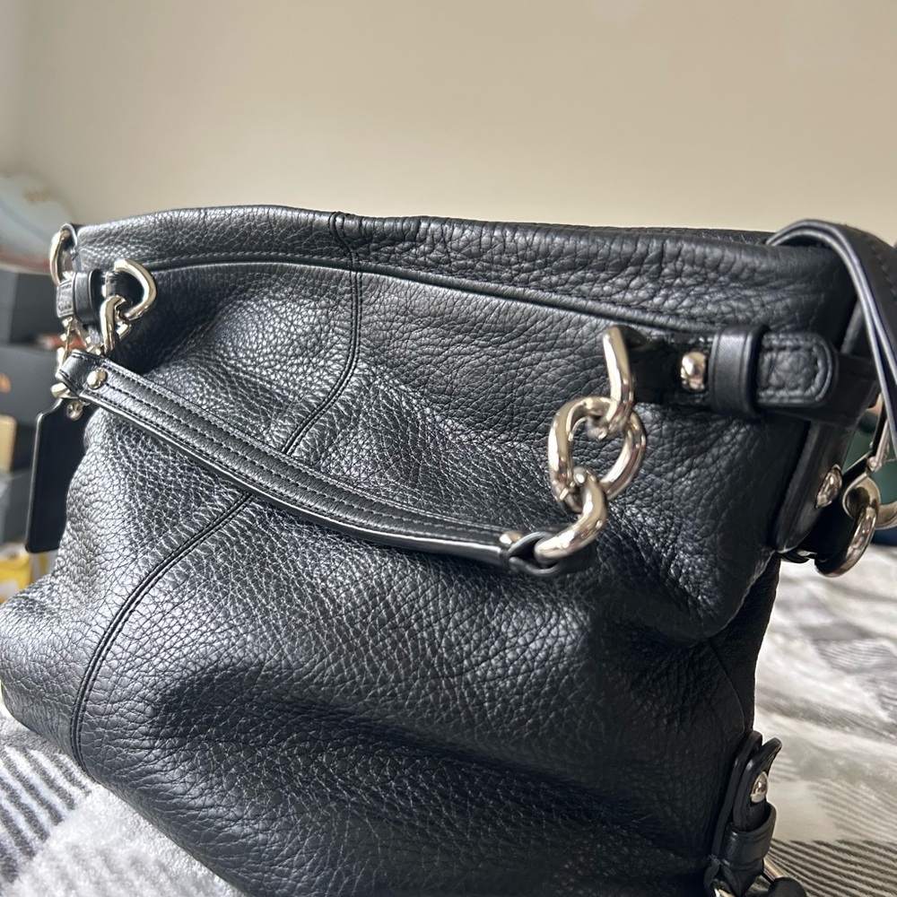 Coach black leather purse
Brooke Hobo